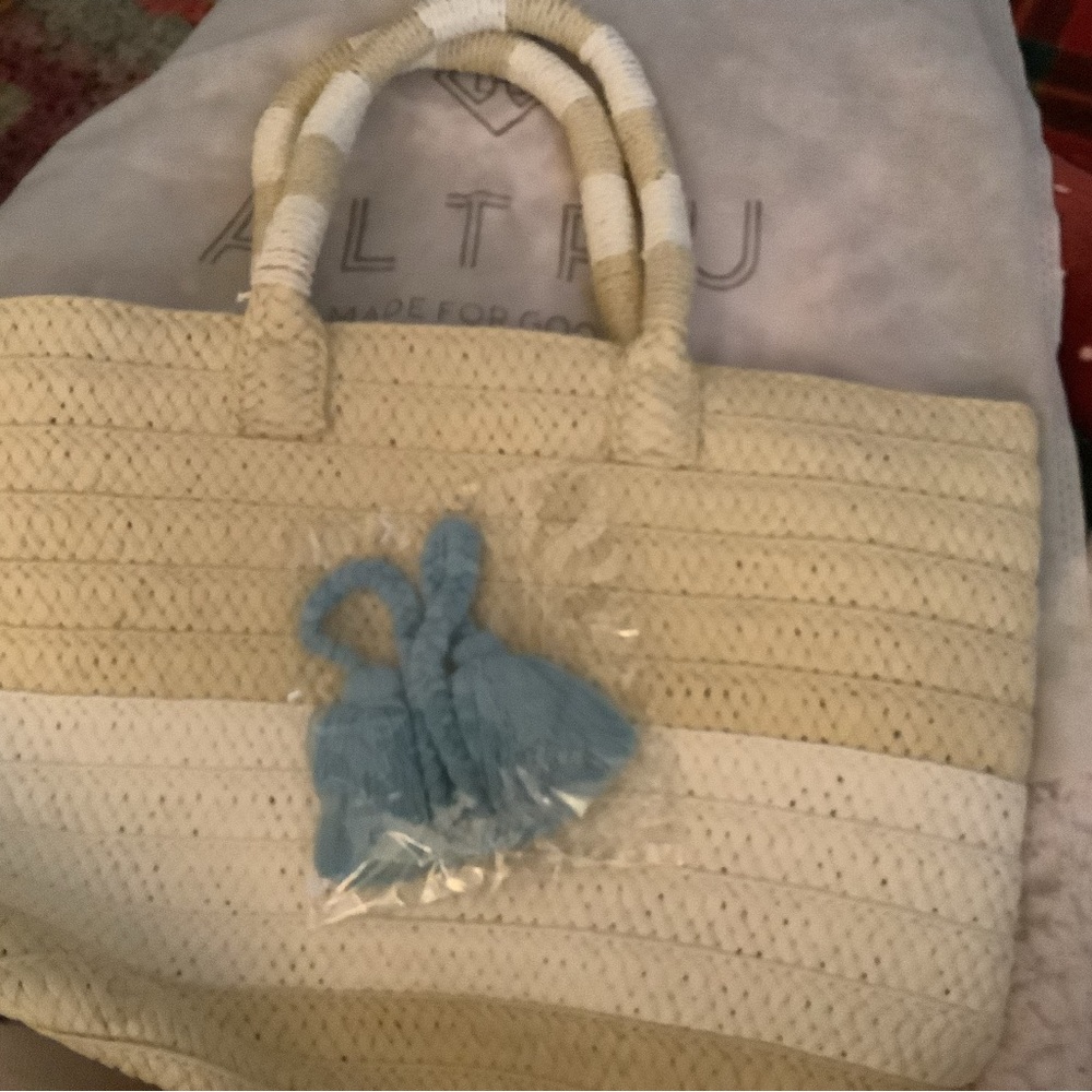 Altru Straw handbag